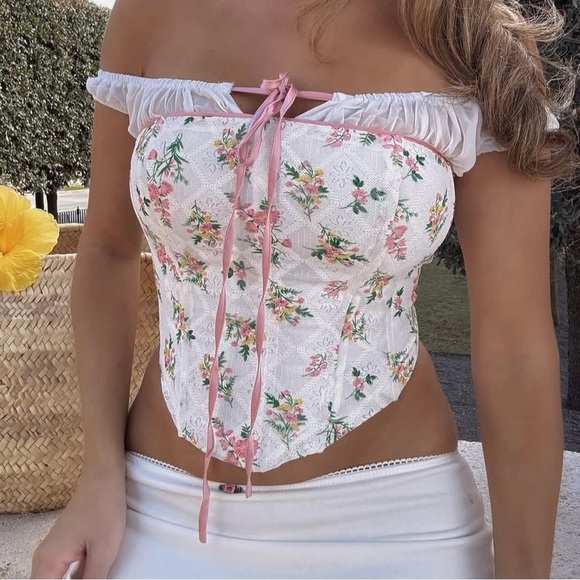 Fashion Nova Tops - Fashion Nova Corset Top Extra Small XS White Pink Floral Boho Coquette Feminine